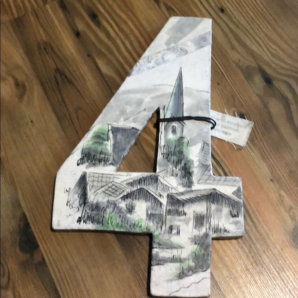 Anthropologie Other - 🆕 Anthropologie hand painted Swarm number 4 🆓🎁